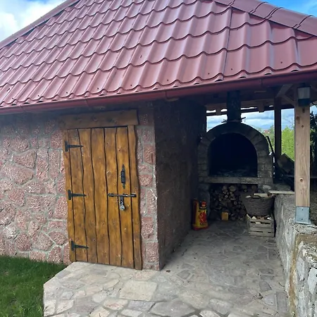 Zlatiborske Brvnare Savic Holiday home *